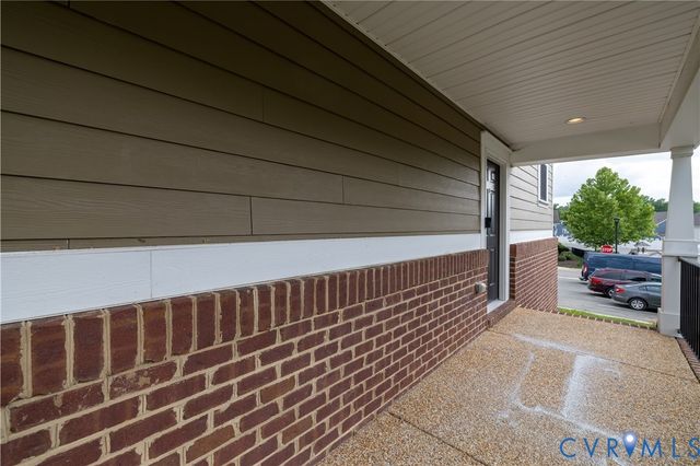 4557 Whinny Ln, Glen Allen, VA 23060