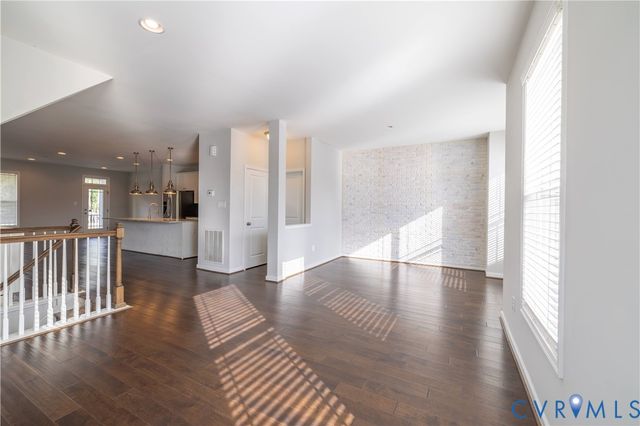 4557 Whinny Ln, Glen Allen, VA 23060