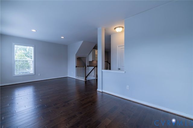 4557 Whinny Ln, Glen Allen, VA 23060