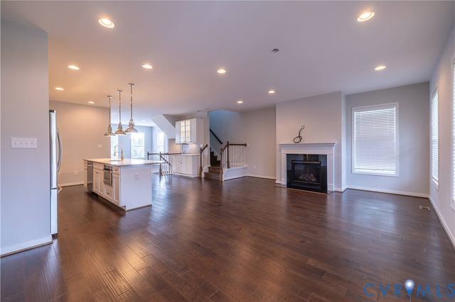 4557 Whinny Ln, Glen Allen, VA 23060