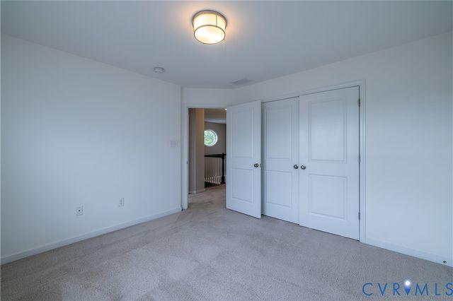 4557 Whinny Ln, Glen Allen, VA 23060