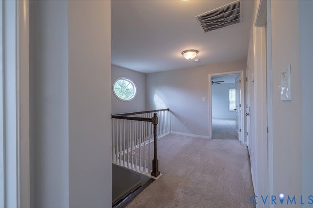 4557 Whinny Ln, Glen Allen, VA 23060