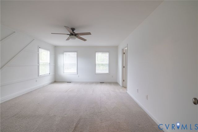 4557 Whinny Ln, Glen Allen, VA 23060