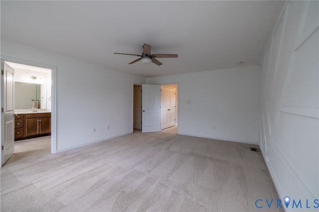 4557 Whinny Ln, Glen Allen, VA 23060