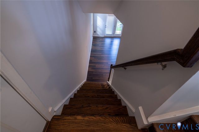 4557 Whinny Ln, Glen Allen, VA 23060