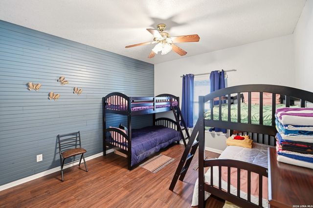 528 Jacobs, La Vernia, TX 78121