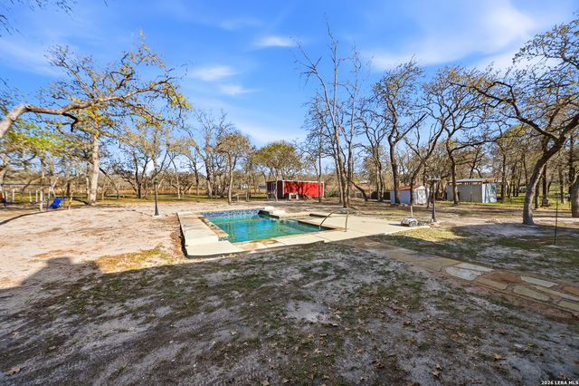 528 Jacobs, La Vernia, TX 78121