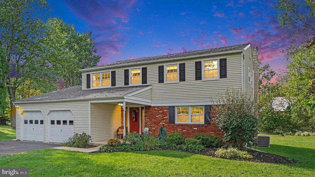 17 TEAKWOOD TER, Norristown, PA 19403 — photo 2