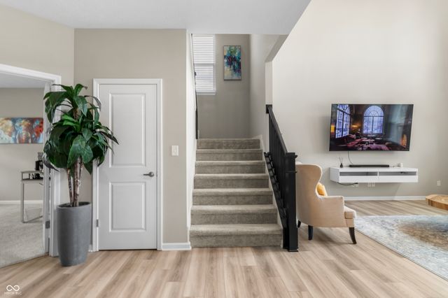 6291 Point Reyes, Brownsburg, IN 46112