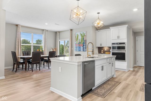 6291 Point Reyes, Brownsburg, IN 46112