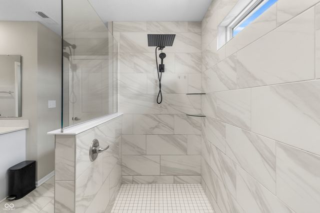 6291 Point Reyes, Brownsburg, IN 46112