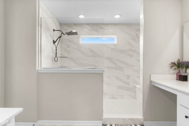 6291 Point Reyes, Brownsburg, IN 46112