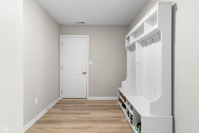 6291 Point Reyes, Brownsburg, IN 46112
