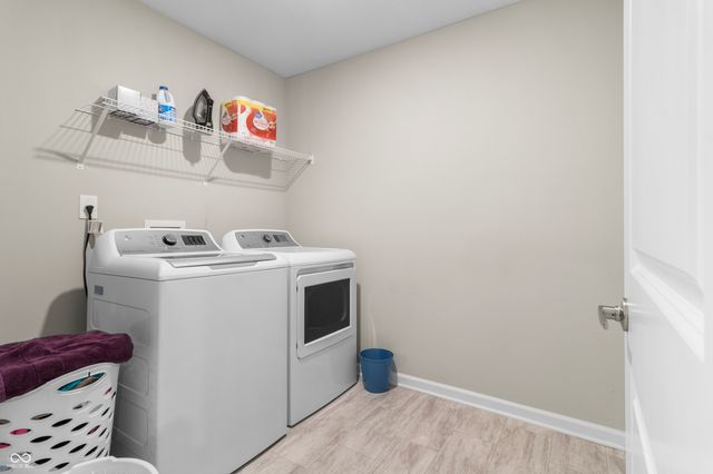 6291 Point Reyes, Brownsburg, IN 46112