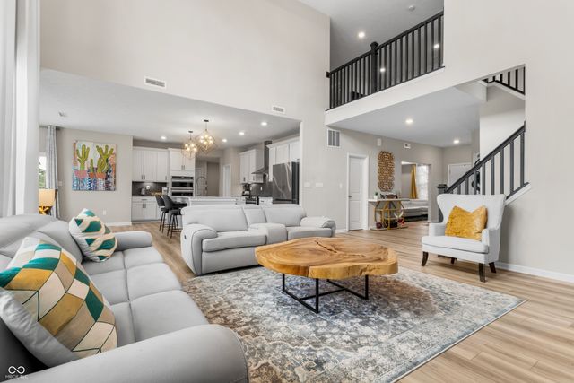 6291 Point Reyes, Brownsburg, IN 46112