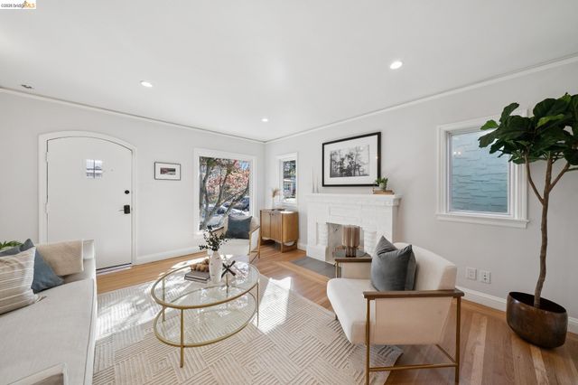 1114 Talbot Ave., Albany, CA 94706