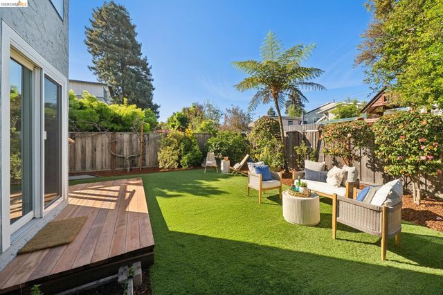 1114 Talbot Ave., Albany, CA 94706