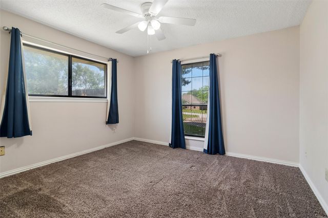 130 Clinton Lane, Midlothian, TX 76065