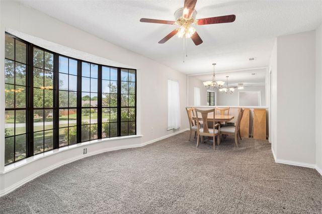 130 Clinton Lane, Midlothian, TX 76065
