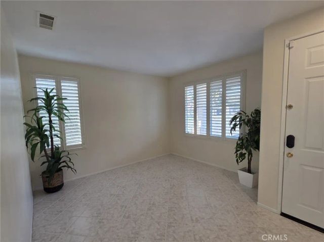 61 Dovecreek, Irvine, CA 92618