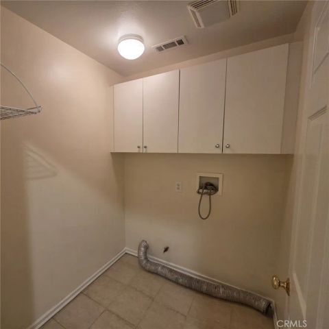 61 Dovecreek, Irvine, CA 92618