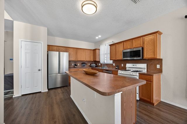 3330 Midstream Court, Mesquite, TX 75181