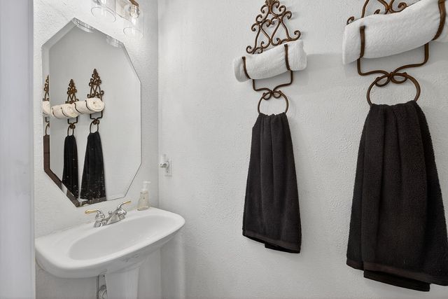 3330 Midstream Court, Mesquite, TX 75181