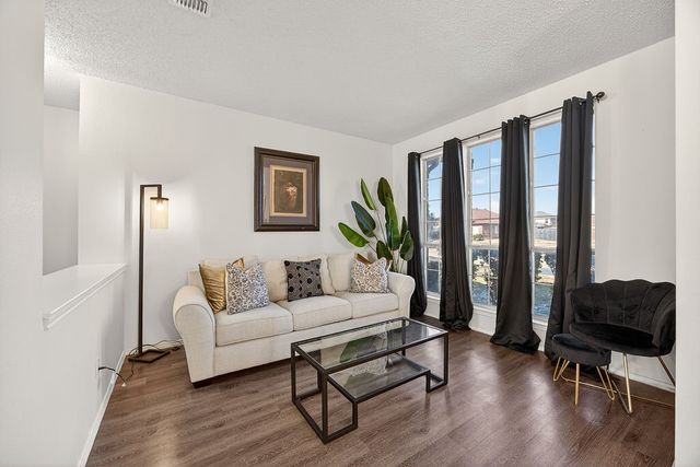 3330 Midstream Court, Mesquite, TX 75181