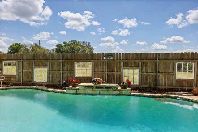 1311 Williamson Road, Granbury, TX 76048