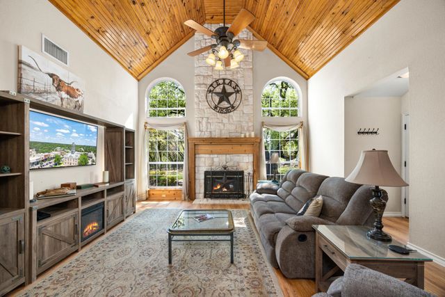 1311 Williamson Road, Granbury, TX 76048