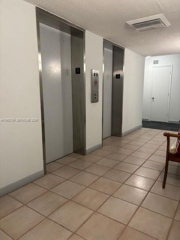 1400 S Ocean Drive 304, Hollywood, FL 33019