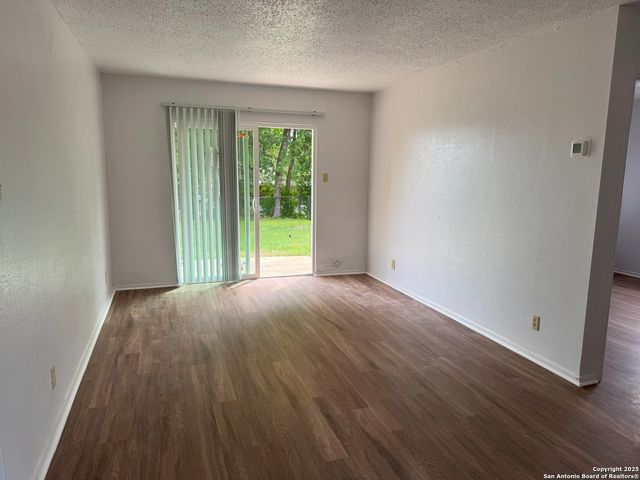 132 MEADOW WAY, Converse, TX 78109