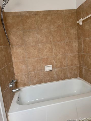 132 MEADOW WAY, Converse, TX 78109