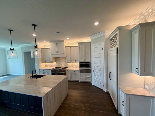 117 La Ventana DR, Liberty Hill, TX 78642