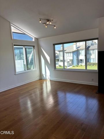 3853 Sunset Lane, Oxnard, CA 93035