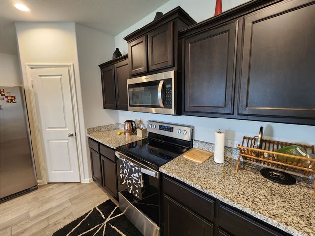 9240 Castorian Drive, Fort Worth, TX 76131