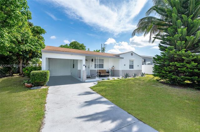 2371 NW 85th St, Miami, FL 33147