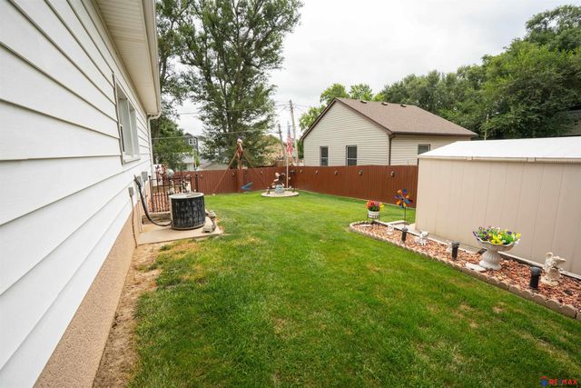 1919 S 8 Street, Omaha, NE 68108