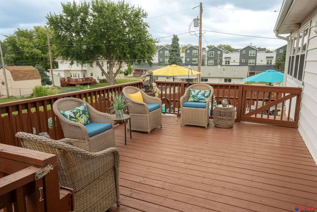 1919 S 8 Street, Omaha, NE 68108