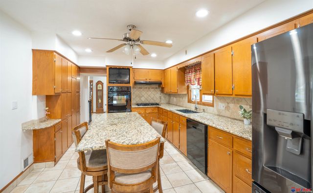 1919 S 8 Street, Omaha, NE 68108