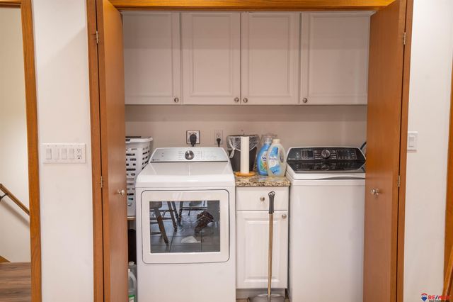 1919 S 8 Street, Omaha, NE 68108
