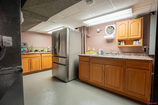 1919 S 8 Street, Omaha, NE 68108