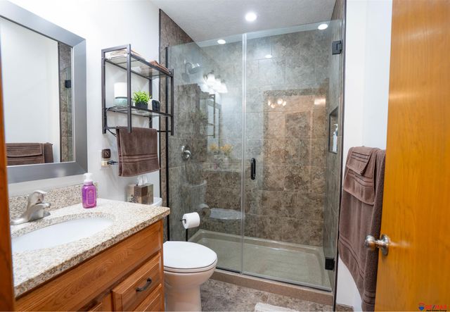 1919 S 8 Street, Omaha, NE 68108
