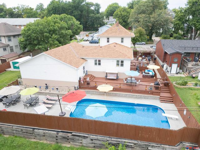 1919 S 8 Street, Omaha, NE 68108
