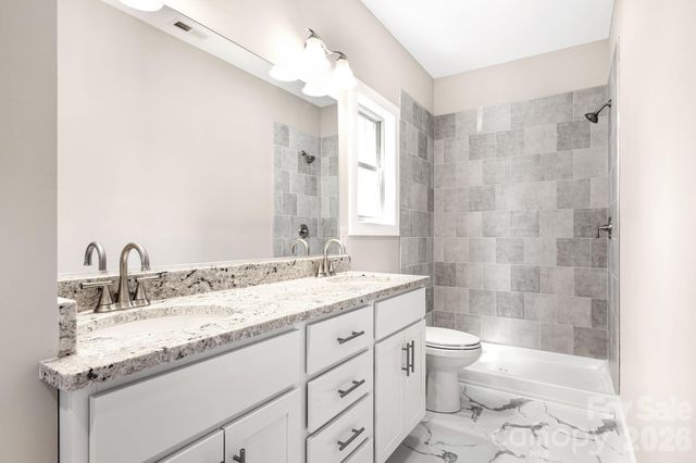 79 Wheeler Road, Weaverville, NC 28787