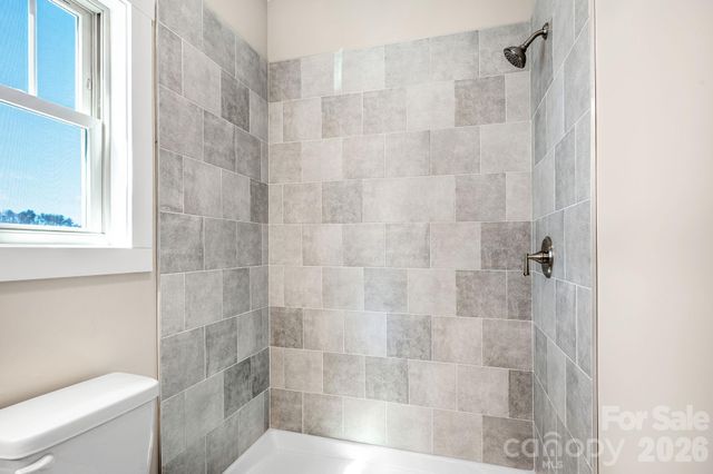 79 Wheeler Road, Weaverville, NC 28787