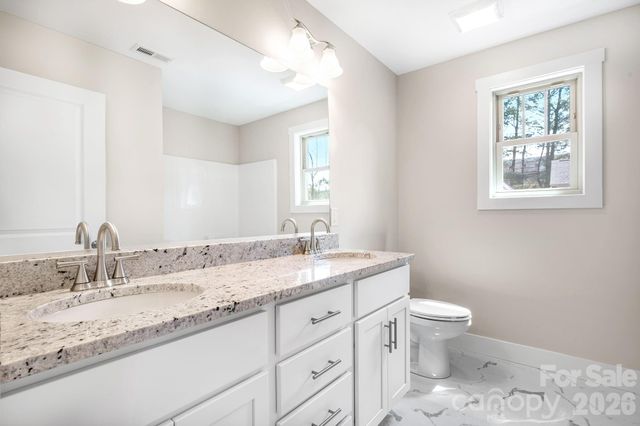 79 Wheeler Road, Weaverville, NC 28787