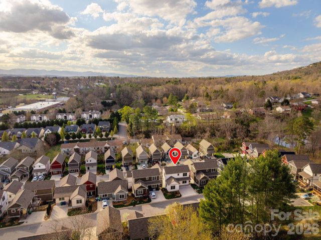 79 Wheeler Road, Weaverville, NC 28787
