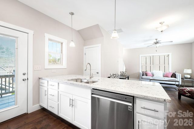79 Wheeler Road, Weaverville, NC 28787