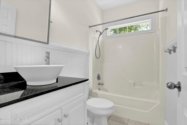 356 Knollwood Drive, Hampstead, NC 28443